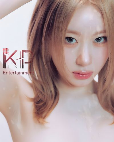 Chaeryeong - naked
