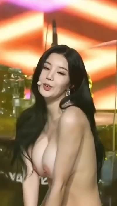 Eunbi - big boobs