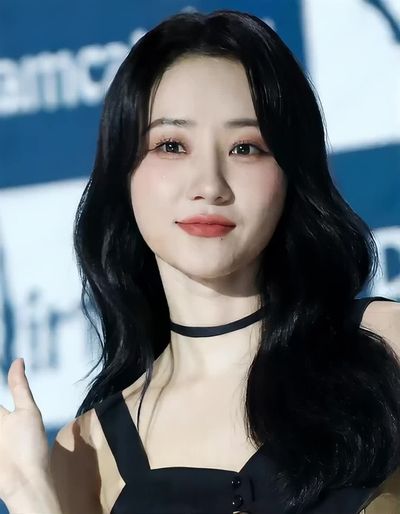 SuA - cum on face