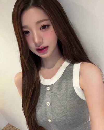 Wonyoung - threesome