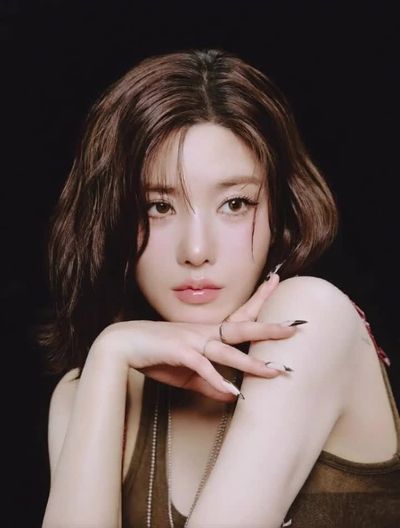 Eunbi - pov blowjob
