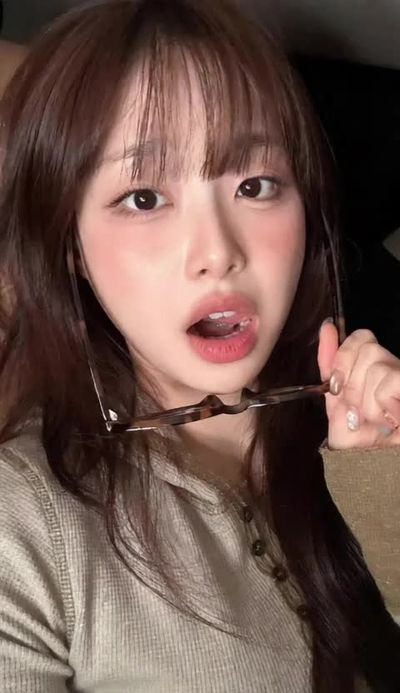 Chuu - sucking deep
