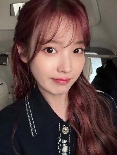 IU - threesome