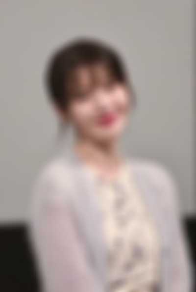 IU - threesome