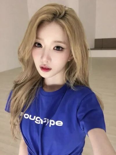 Yooyeon - anal training