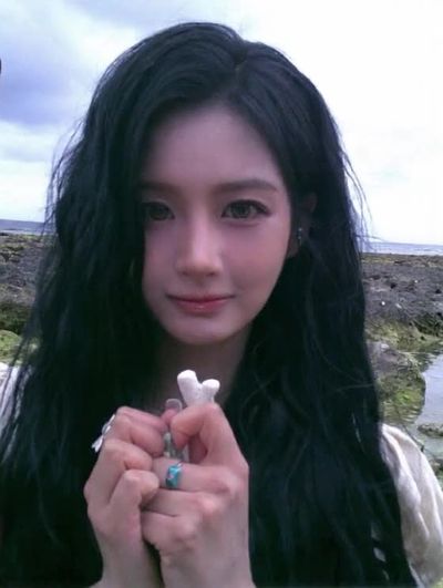 Sullyoon - cum in pussy
