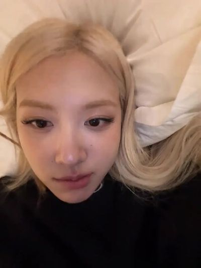Rose - cum on face