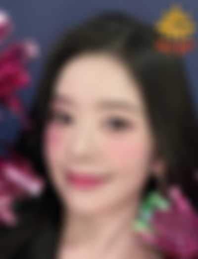 Irene - cum on face