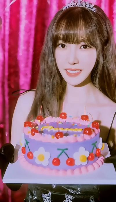 Yuju - facial