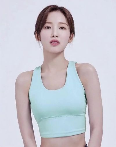 Arin - hot yoga