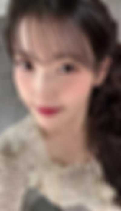 IU - sucking deep