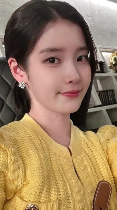 IU - sucking deep