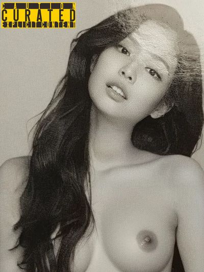 Jennie - Naked Pictorial