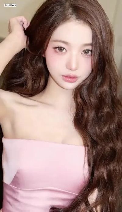 Wonyoung - using dildo