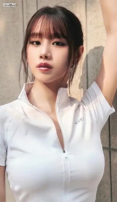 Natty - using dildo