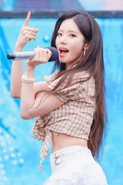 Jiwon - blowjob