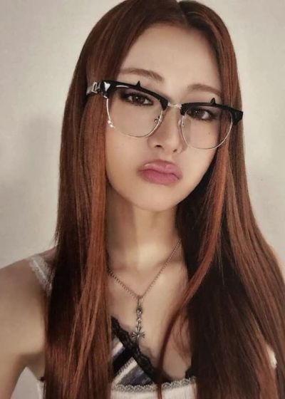 Yunjin - facial