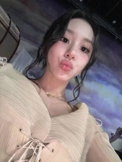 Chaeyoung - cum on face