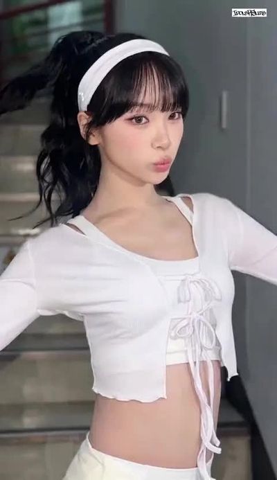 Chaewon - riding on dick