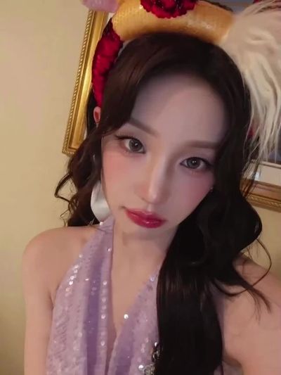 Yuqi - blowjob