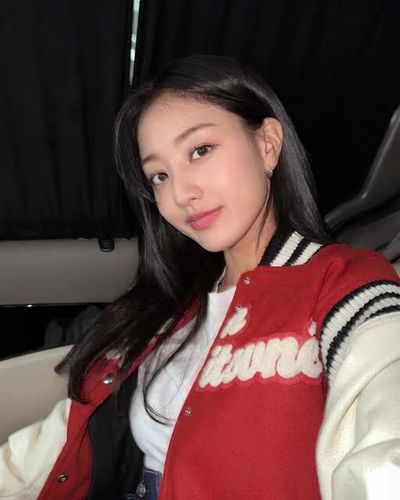 Jihyo - naked
