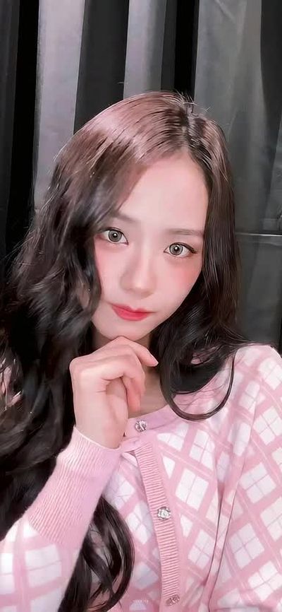Jisoo - gives handjob