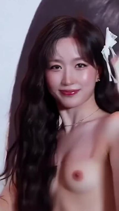 Haewon - naked