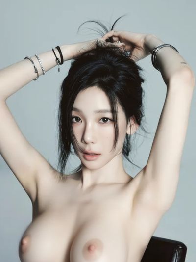 Taeyeon - Naked Pictorial