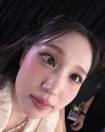 Mina - cum on face