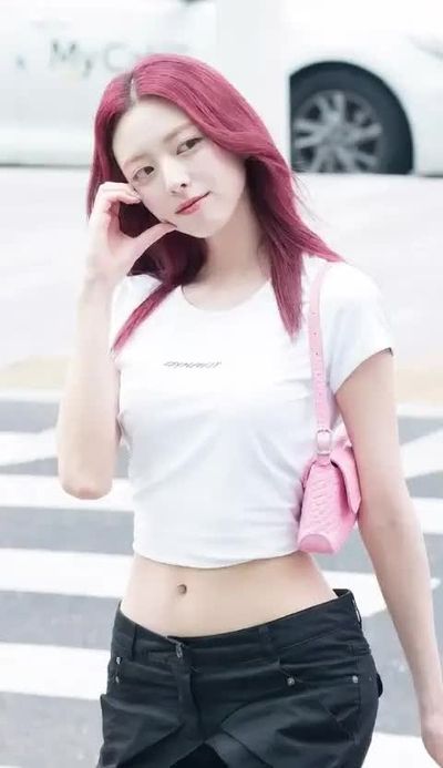 Yuna - shows tits