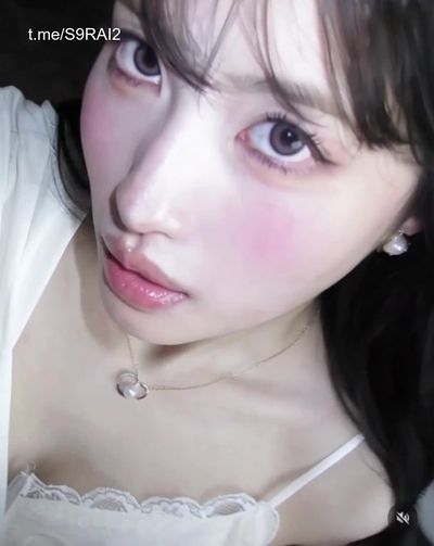 Momo - blowjob