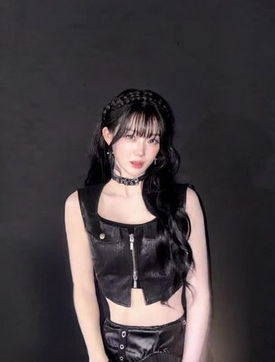YuBin - cum on face