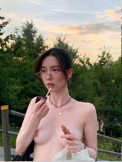 Karina - nude