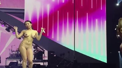 Nayeon - public nude
