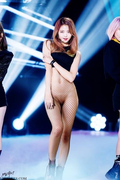 Nayoung - nude fake