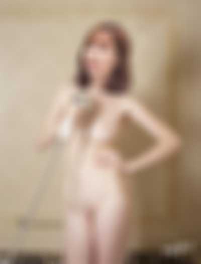 Sunny - in shower