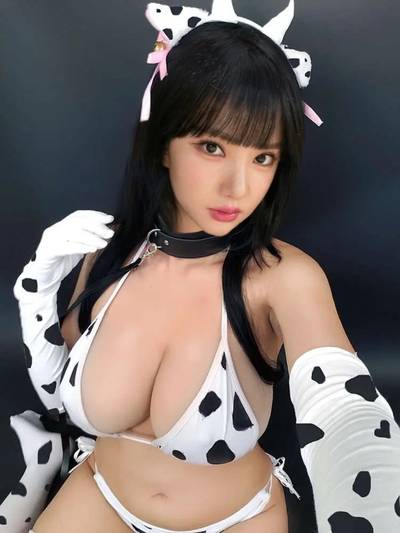 Eunha - milky cow