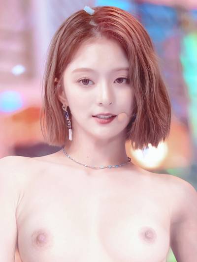 Nagyung - shows tits stage