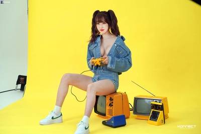 Yuju - softcore
