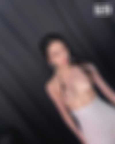 Yunkyoung - shows tits