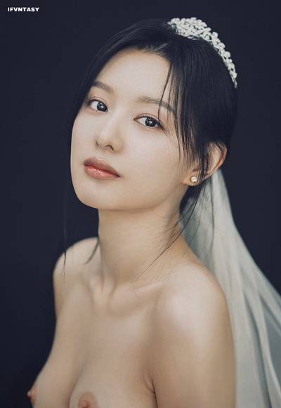 Kim Ji-won - nude