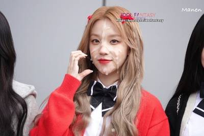 Yuqi - bukkake