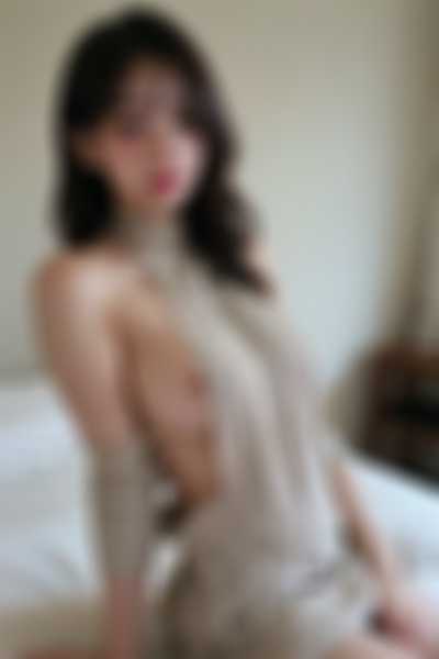 Magenta - nude